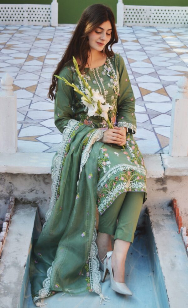 Emerald Elegance 3-PC